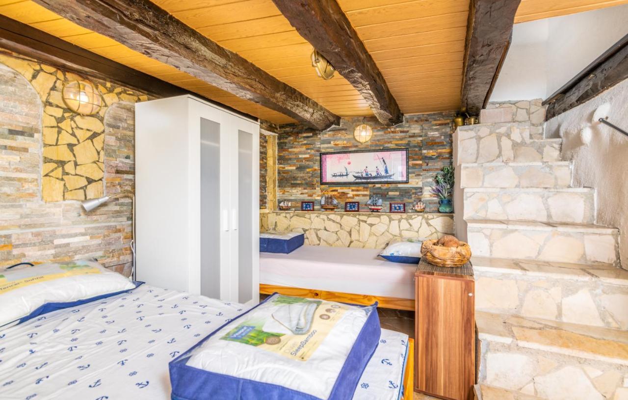Stone House Knez Apartment Връбник Екстериор снимка
