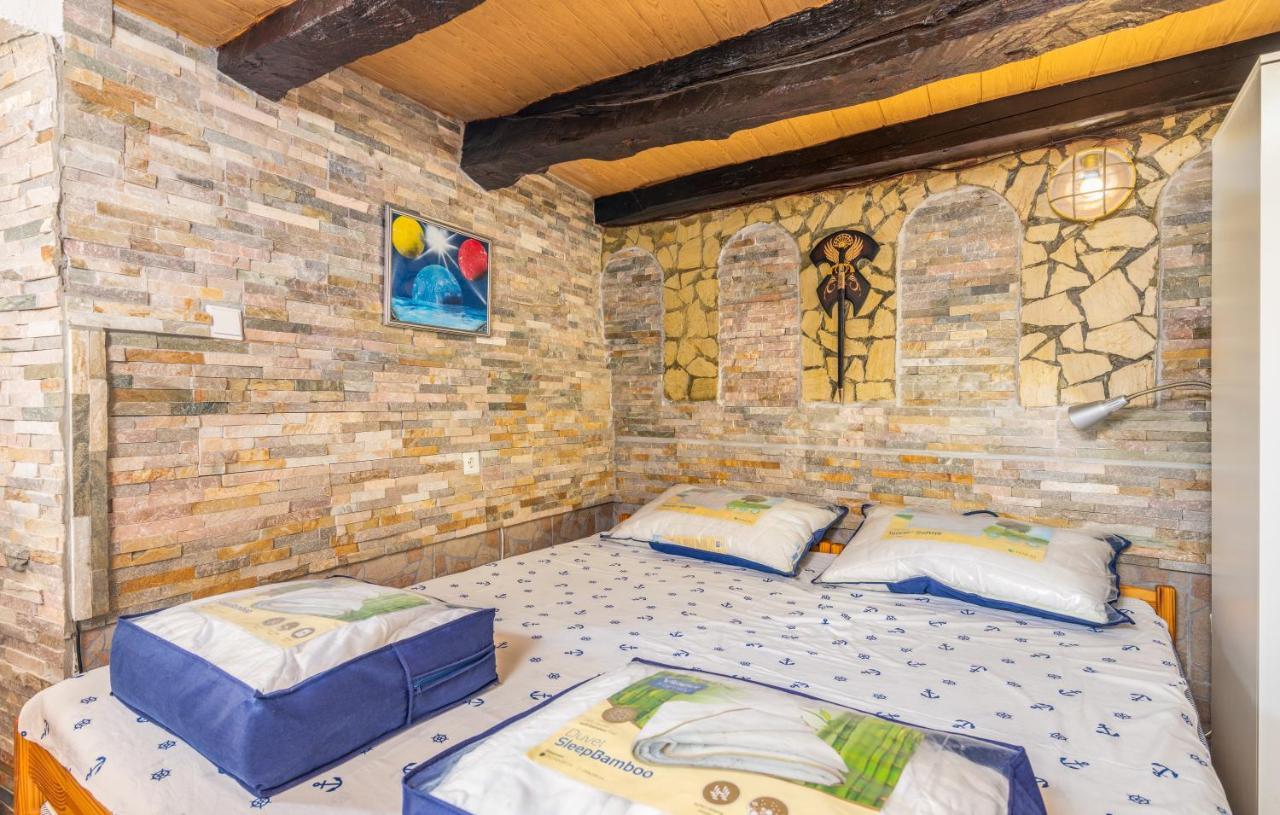 Stone House Knez Apartment Връбник Екстериор снимка